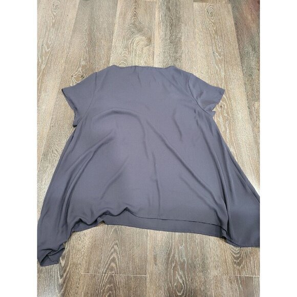 Torrid‎ grey shirt size 0 #2 - Picture 3 of 3